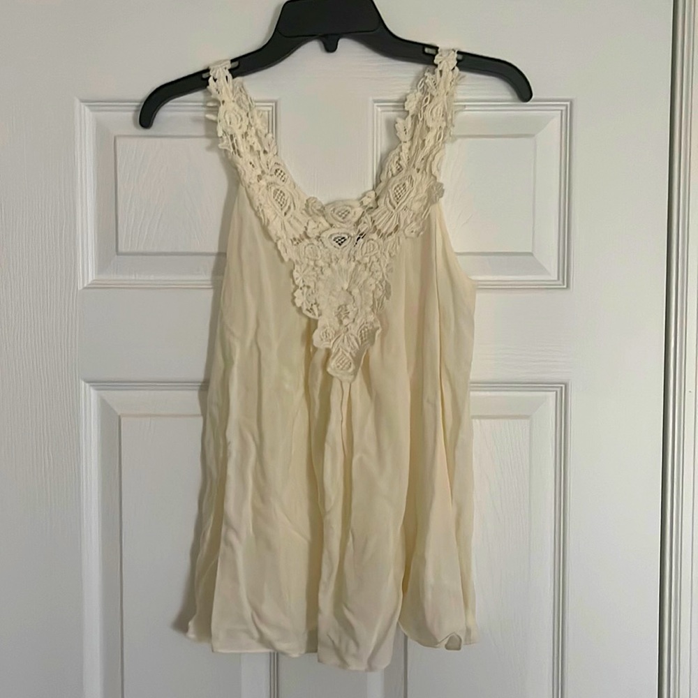 Flowy crochet Ana camisole cream size medium